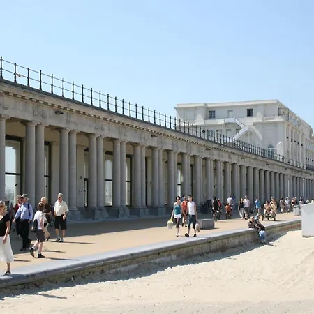 In * Ostende
